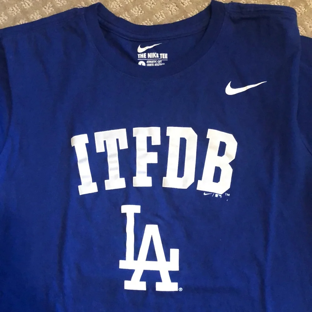 Nike LA Dodgers shirt royal blue “the Nike tee” size small